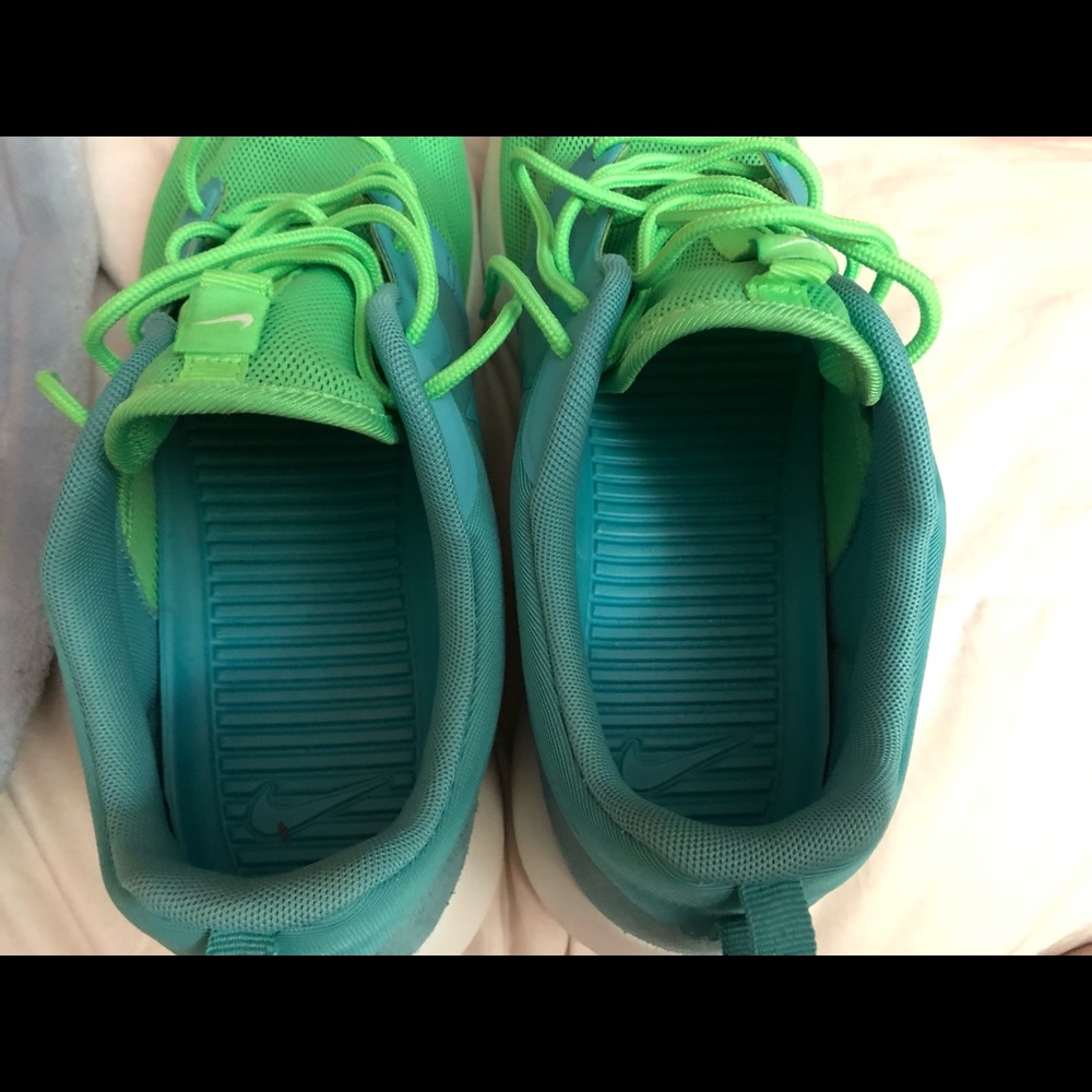 Nike Roshes Men size:11